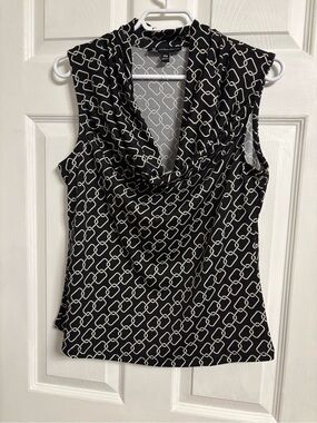 Jules & Leopold Black & White Chain-Print Cowl Neck Women’s Top